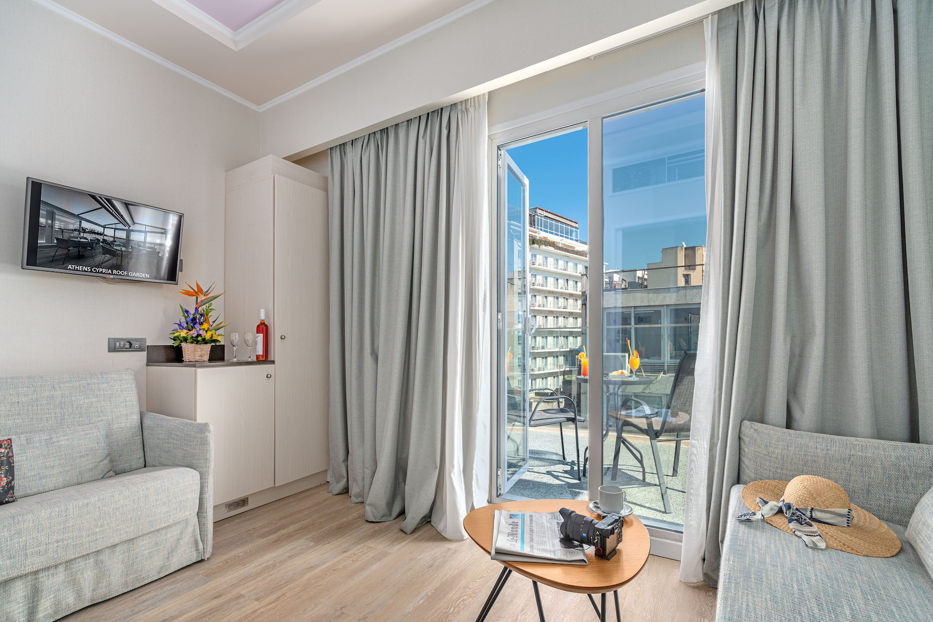 Read more about the article Athens Airport to Cypria Hotel