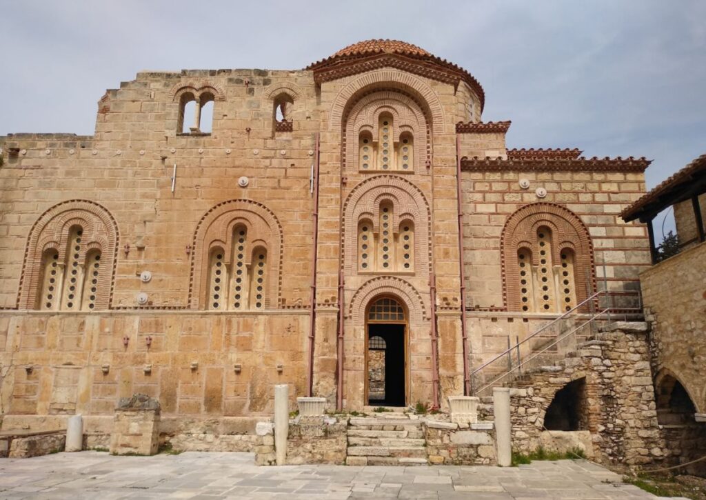 Book Athens Transfers to Daphni Monastery