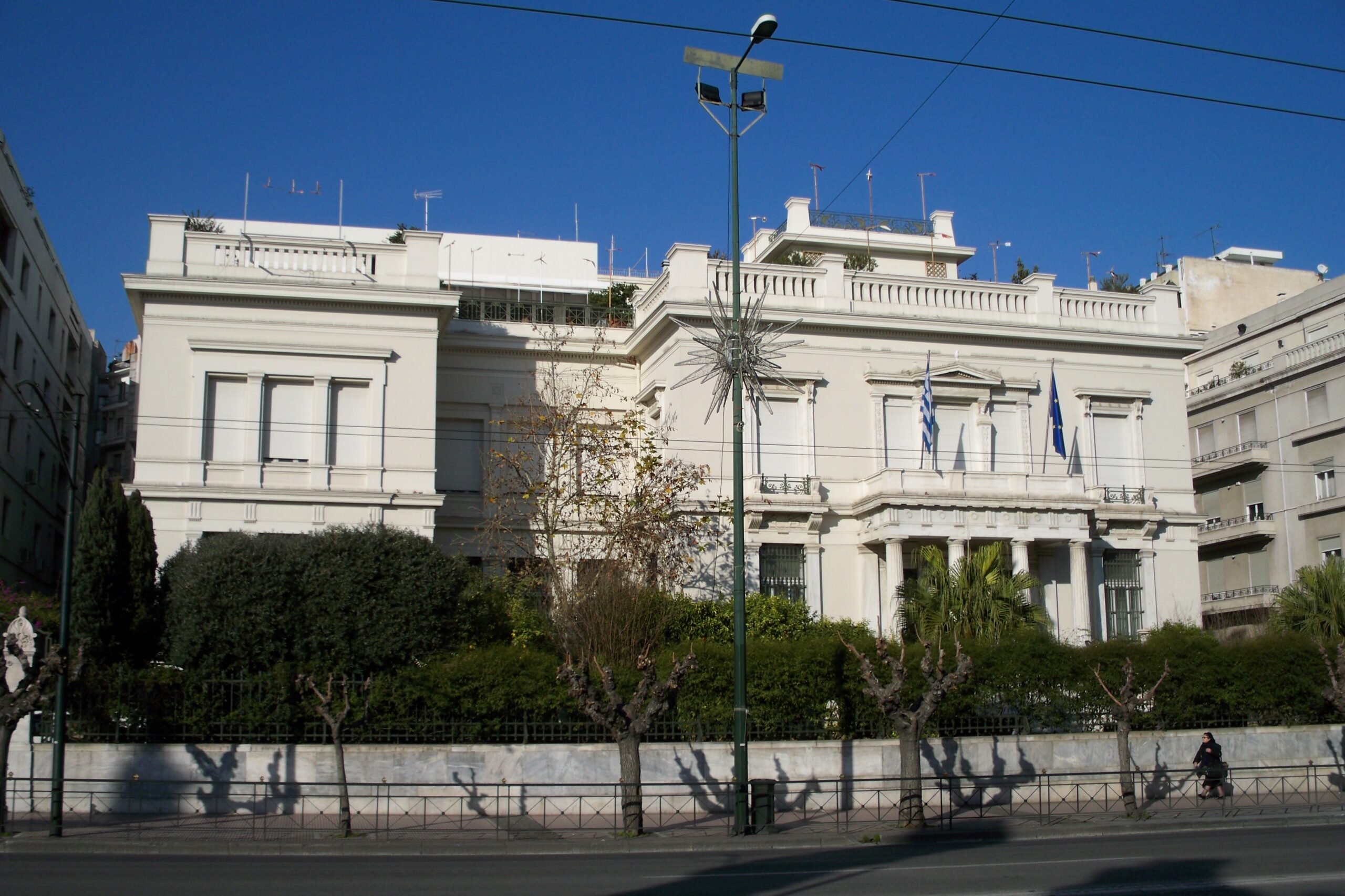 Read more about the article Book Athens Transfers to The Benaki Museum