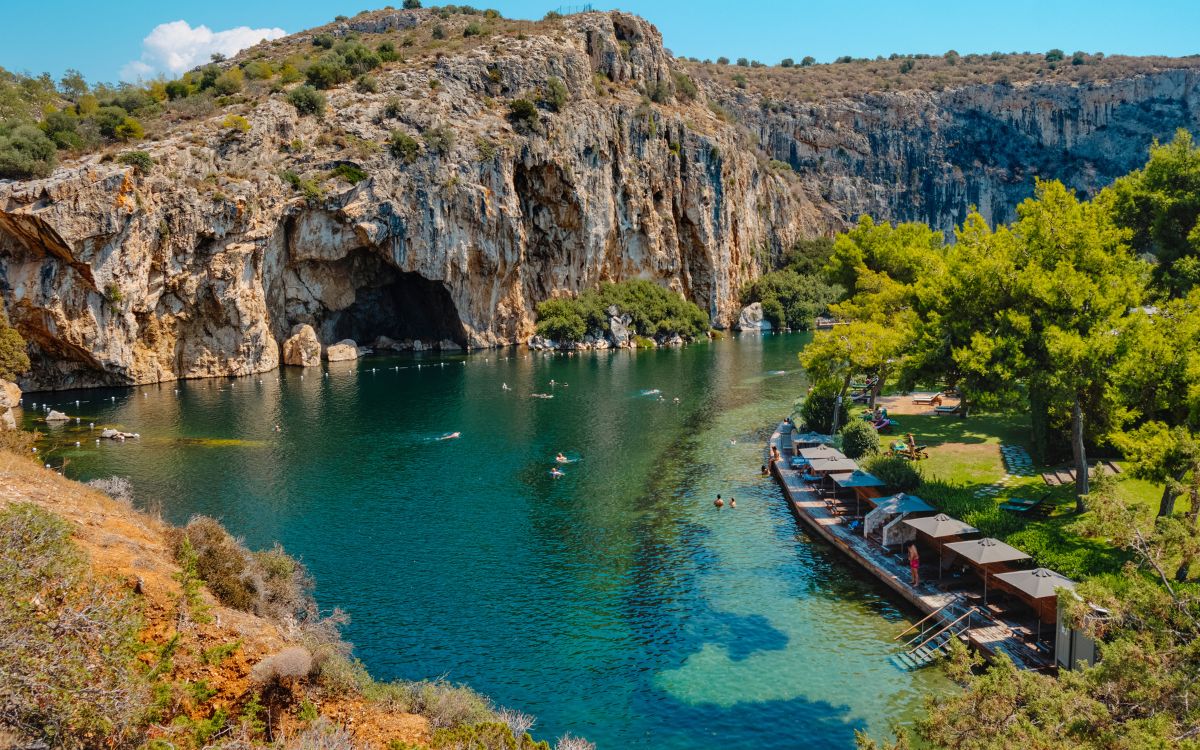Read more about the article Vouliagmeni Lake